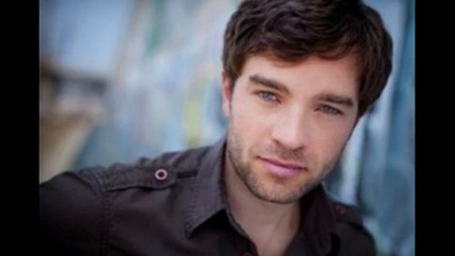 Hadley Fraser and Friends - Here it is Merry Christmas смотреть онлайн