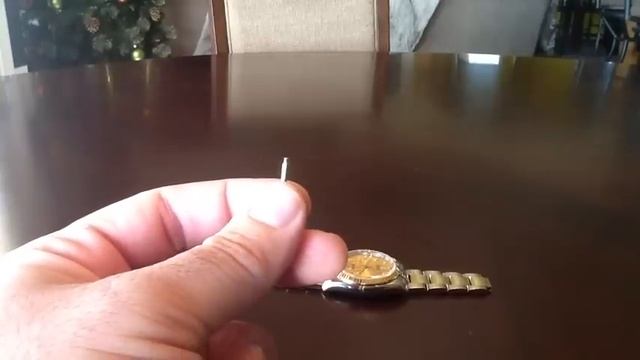 At Home Watch Adjustment - How to remove Rolex links смотреть онлайн