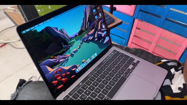 MacBook Pro M1 2022 yılında alınır mı ?