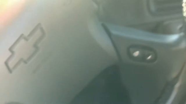 2003 Chevrolet Suburban 2500 4x4 8.1L (California Clean) смотреть онлайн