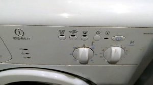 Обзор стиральной машины Indesit WIUN103 2010 года выпуска