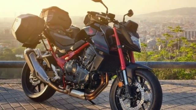 Honda Hornet 750 Sound Exhaust Cold Engine Starup смотреть онлайн