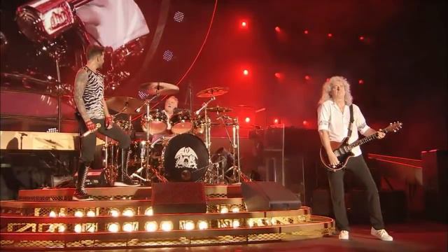 Queen + Adam Lambert Under Pressure Live in Tokyo 2014 смотреть онлайн