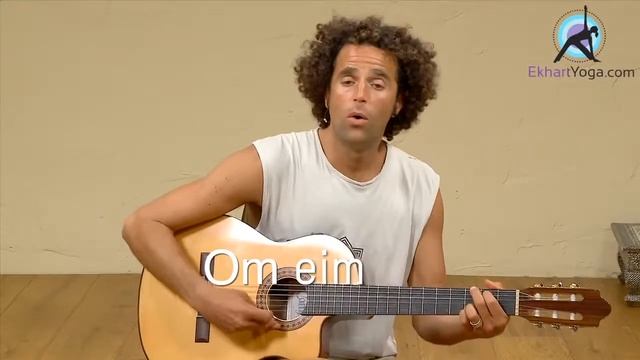 Practicing Saraswati Mantra with Guitar смотреть онлайн