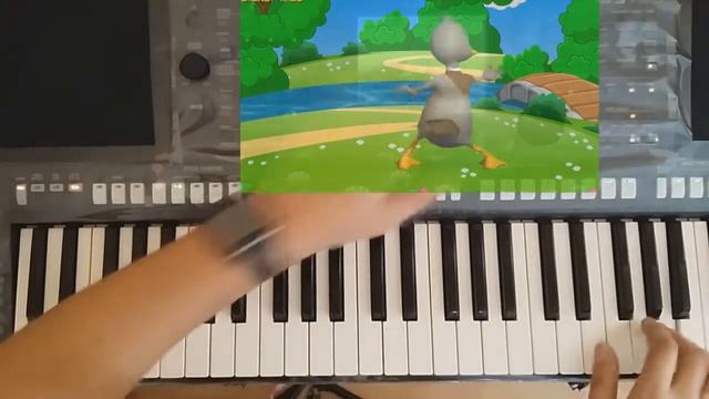 YAMAHA PSR S750 "Танець маленьких каченят" смотреть онлайн