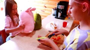 ПРАНКИ ВРЕДНОЙ Младшей сестры! Младшая сестра vs Старшая