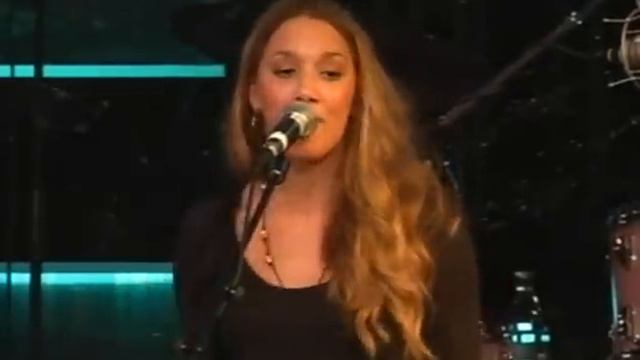 Agnes Carlsson - Champion - P3 Live Session