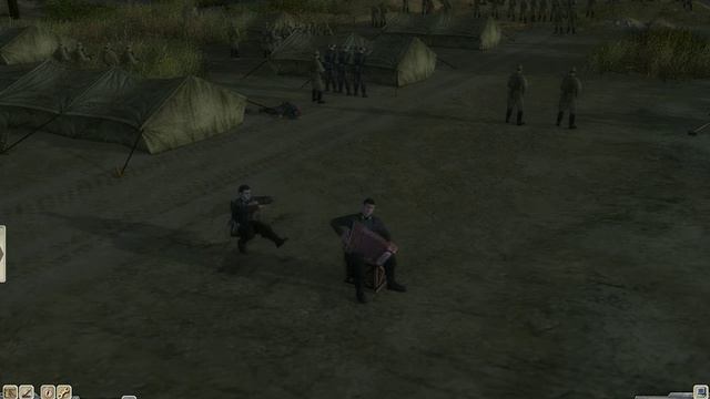 Пленный немец играет на гармошке.