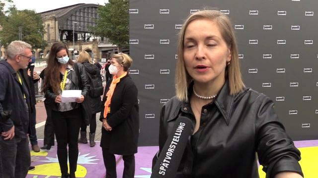 "Das Haus": Tobias Moretti, Valery Tscheplanowa und Lisa Vicari im Interview смотреть онлайн