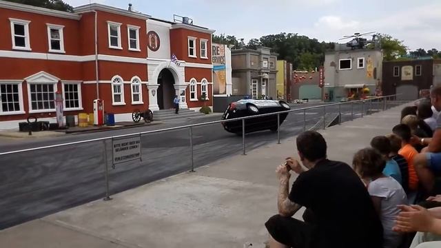 Дрифт шоу в Германии(movie park) CRAZY COPS 2 смотреть онлайн