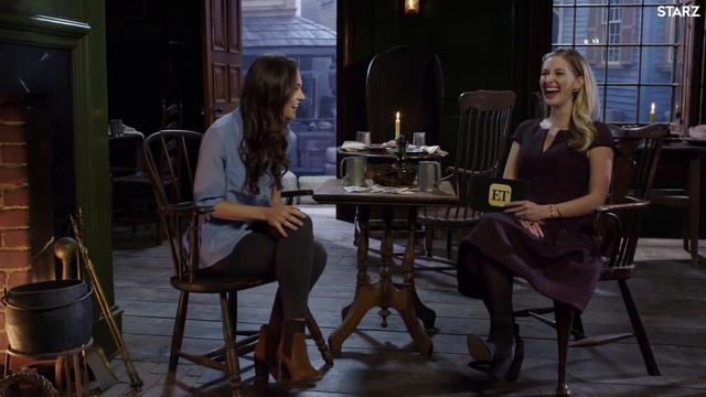 Outlander | Entertainment Tonight Interviews Sophie Skelton | STARZ смотреть онлайн