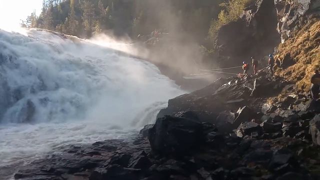 Мурманская обл. река Кутсайоки (порог Маманя) июнь 2019 смотреть онлайн