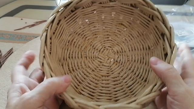 Конфетница с красивой загибкой.Бумажная лоза. Часть 2. смотреть онлайн