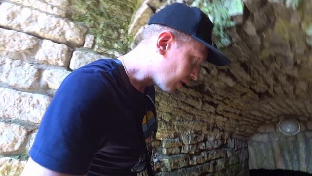 Прогулка в Изборске. Что там можно посмотреть!? смотреть онлайн