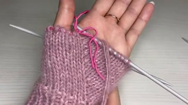 Самые простые варежки спицами индийский клин. Анатомическая форма. Очень удобный. смотреть онлайн