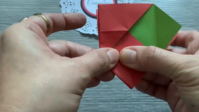 Origami Maniacs 460: Origami Poinsettia with Leaves смотреть онлайн