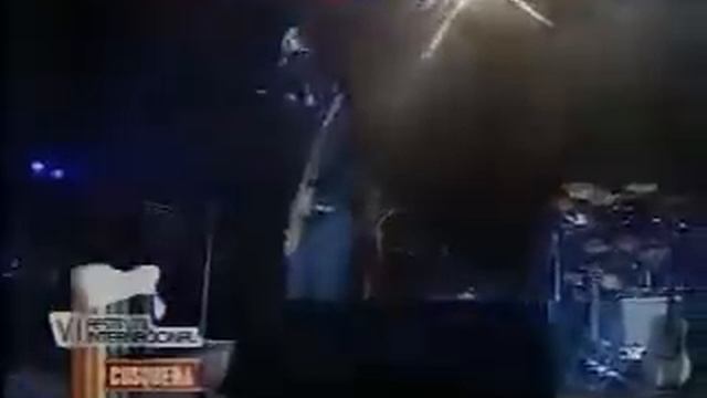 Cuando la cama me da vueltas - en vivo Pedro Suárez Vértiz смотреть онлайн