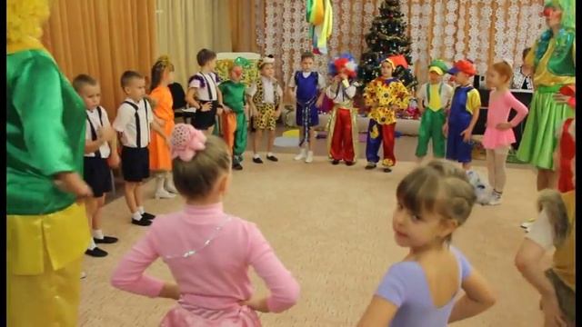 Новый год. Подготовительная группа (начало) смотреть онлайн