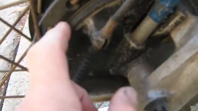 1981 Suzuki PE 400 intro смотреть онлайн