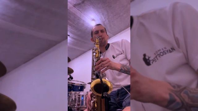 Tones and I - Dance Monkey (romario_sax cover) смотреть онлайн