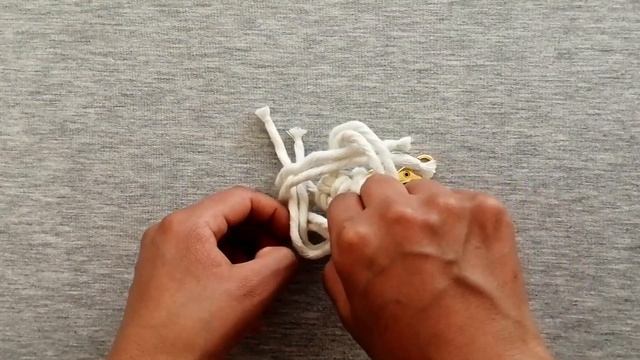 DIY LLAVERO en MACRAMÉ con NUDO CHINO | DIY Macrame Keychains with Chinese Knot смотреть онлайн