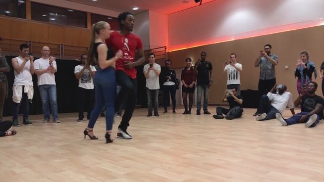 Jojo & Mickaela Kizomba Tricks & Lifts Dance Demo @ 4th Suave Dance Festival 2017 смотреть онлайн