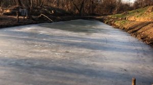 Мой пруд без плёнки на дачном участке. Поднятие и укрепление берегов (дамбы) шифером и песком.