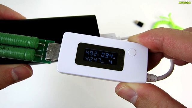 BlitzWolf BW-PF1 Power Bank с отростком для рюкзака смотреть онлайн