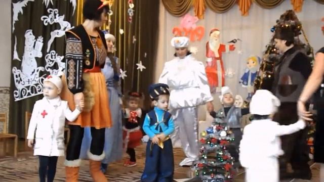 Новогодний утренник Анжелики смотреть онлайн