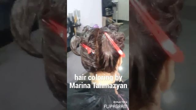 SHARM studio, смывка черного цвета, окрашивание в шоколадно-конячный цвет и стрижка смотреть онлайн