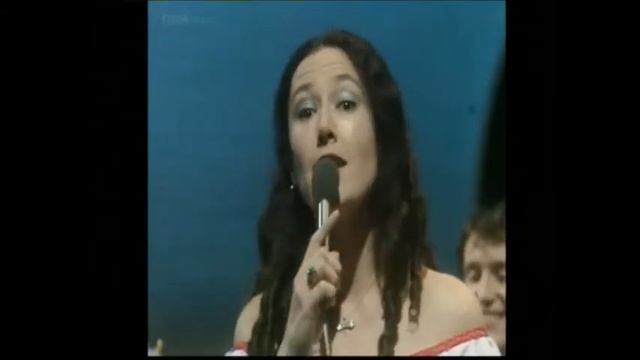 Daytrip To Bangor (Didn't We Have A Lovely Time) - Fiddler's Dram (Top of the Pops 1979) смотреть онлайн