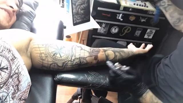 Full Sleeve: World Map Tattoo смотреть онлайн