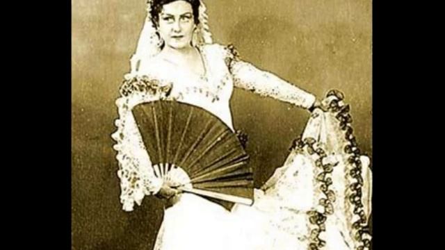 Vera Davydova sings Cards' scene -Carmen смотреть онлайн