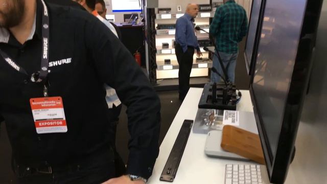 Entrevista Shure - Infocomm Brasil 2017 смотреть онлайн