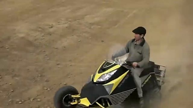 испытания всесезонного снегохода Хабар радиус разворота