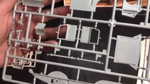 Обзор сборной модели ЗИЛ 135  в масштабе 1:35 от Trumpeter