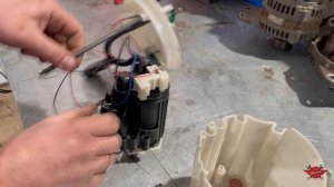 Как поменять топливный насос на Chevrolet Cruze