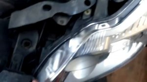 Как снять переднюю фару Форд Фокус 2 рестайлинг.