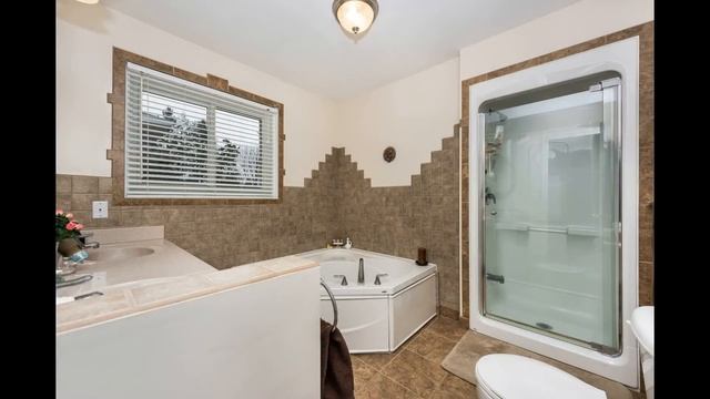 80 Simcoe Rd, Brechin ON L0K 1B0, Canada смотреть онлайн