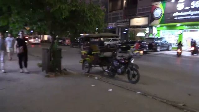 СИЕМ РИП ВЕЧЕРНИЙ (Siem Reap. Cambodia)