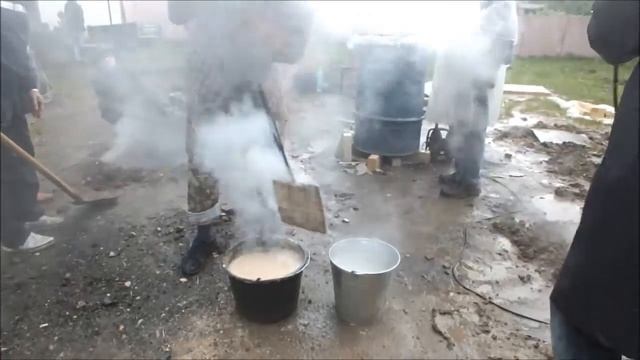 Керамический симпозиум. Обжиг керамики "Раку" и "Обвара" под дождем, с.Вятское, июнь 2017г. смотреть онлайн