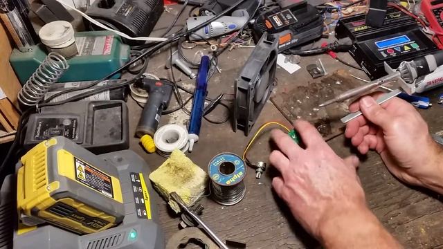 DIY soldering iron holder and stand смотреть онлайн