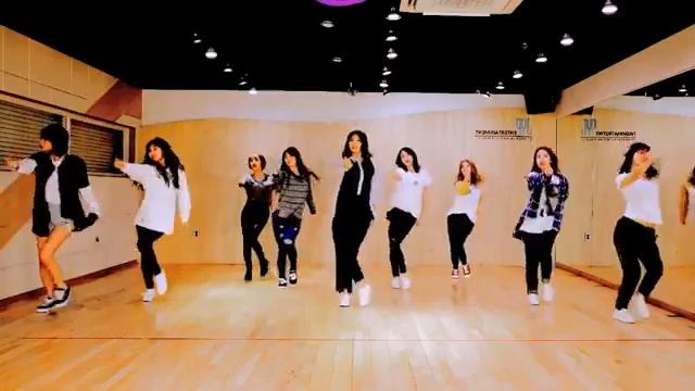 Chorus Dance (mirrored) Signal by Twice смотреть онлайн