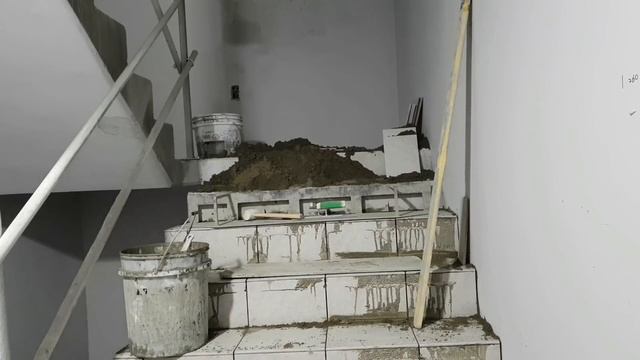 ENG sub] 계단타일 현황. 타일 시작하는분 한번 보세요. Tiling on Concrete Stair. Korean style смотреть онлайн