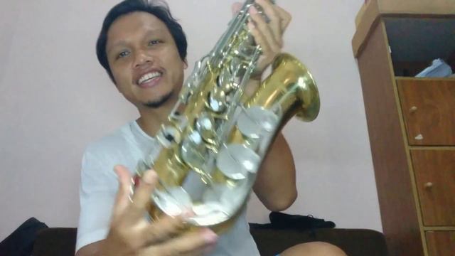 Sample sound Saxophone Yamaha YAS 21 dan YAS 23 смотреть онлайн
