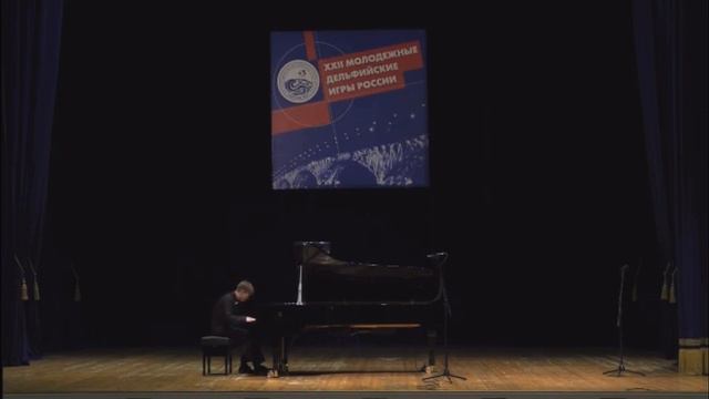 Андрей Цветков. С.В. Рахманинов. Этюд-картина ор. 39 №6 смотреть онлайн