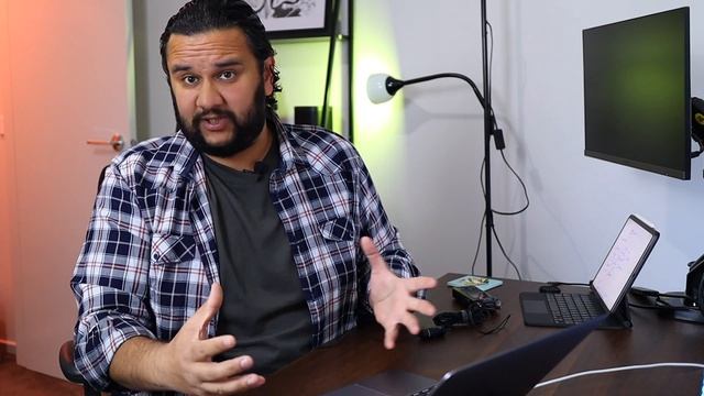 The New M1 MacBook Air - Unboxing, Setup and First Look смотреть онлайн