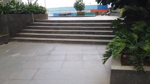 Mau Apartemen diatas Mall? Cinere Bellevue aja! смотреть онлайн