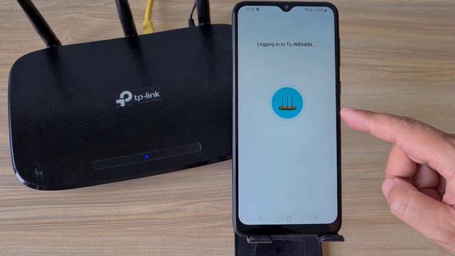 Как настроить и управлять роутером TP-Link с помощью приложения смотреть онлайн