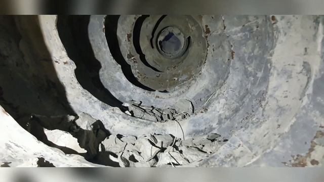 Отбиваем бетон в бочке Автобетоносмесителя, лопости ,камаз 6520 2021 смотреть онлайн